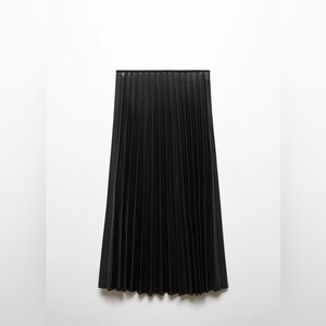 Mango Black A-Line faux leather Pleated Skirt size large